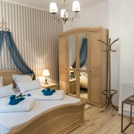 Maison Adamis Apartment